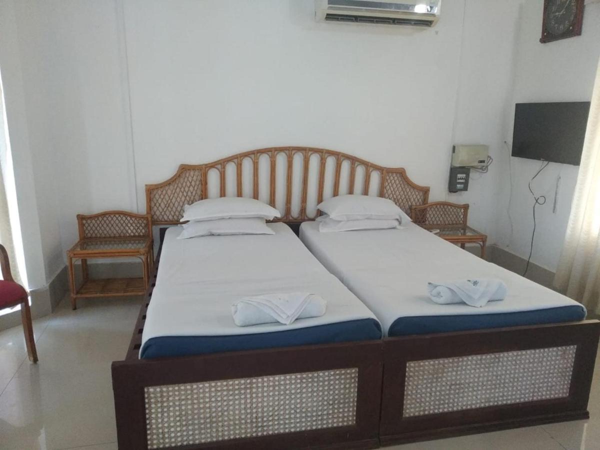 Kadmath Beach Resort Kadmath Island Экстерьер фото