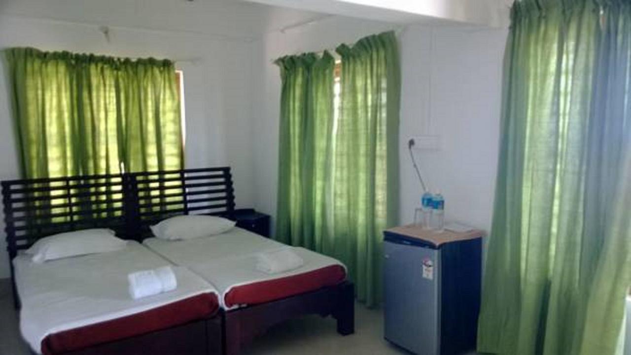 Kadmath Beach Resort Kadmath Island Экстерьер фото